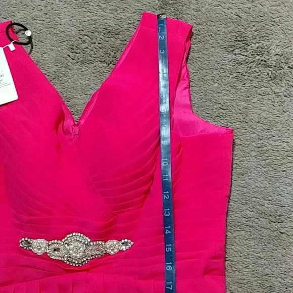 NWT Manfei Fusia Pink V-Neck Chiffon Dress - Picture 6 of 7